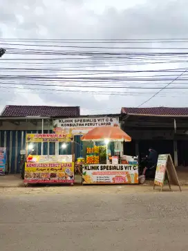 Dibutuhkan jaga stand minuman di ruko klinik spesialis es jeruk