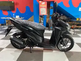 (DP500) Honda Vario 125 CBS ISS Tahun  2022