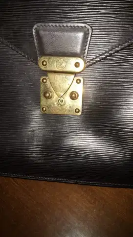 Tas dokumen Brand LV