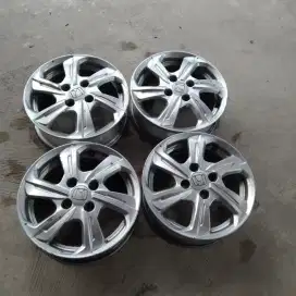 Velg bekas brio
