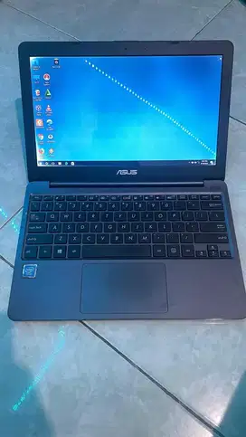 Jual Laptop Asus