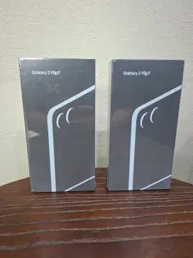 READY SAMSUNG FLIP 7 512GB NEW 100% RESMI
