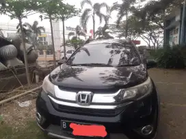 Honda brv  tahun 2016 matic