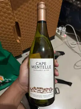 Bottle of wine shiraz & cape mentelle