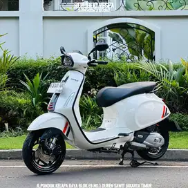 JUAL  Vespa SPRINT S 150 IGET ABS Th 2024 WARNA WHITE INNOCENZA NEW