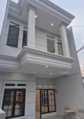 Rumah style classic dekat Margonda Depok