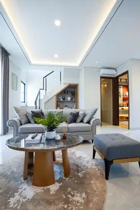 Rumah American Classic Mewah - JL Merpati Raya