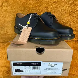 Dr Martens 1461 Black Smooth MIV Size 42 BNIB