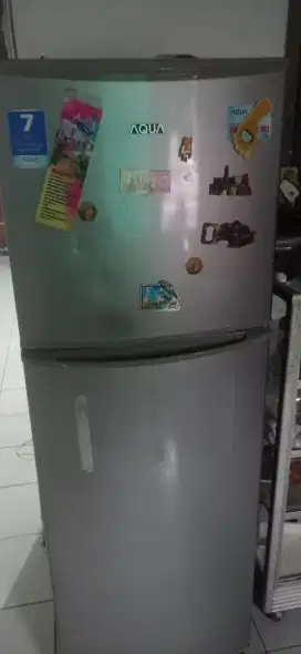 Kulkas 2 pintu  normal