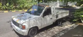 Jual murah isuzu pik up orisinal 199.000 km th 2002