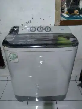 Mesin cuci merek fanfila kap 9kg