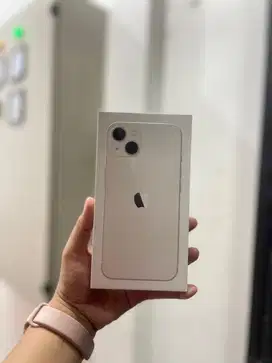 Ready Iphone 13 126GB Starlight bisa kredit atau tukar tambah ya kak