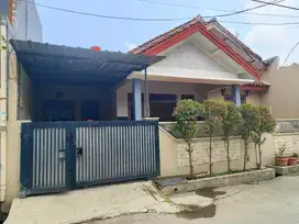 Jual Murah cepat rumah di Harapan indah Siap huni Full renov SHM