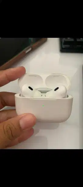 airpods pro gen 2 second