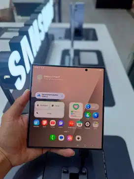 Samsung Z FOLD 12 256 GB promo cashback up to 2jt cicilan 0% cukup KTP