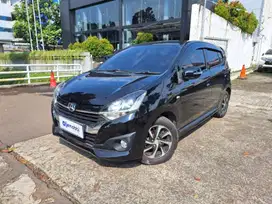 KM Rendah Daihatsu Ayla  1.2 R Bensin-MT 2019 Hitam