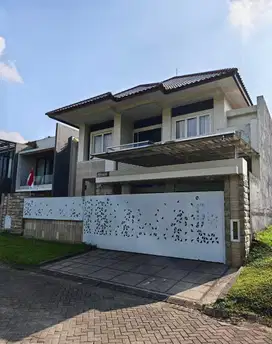 Termurah..rumah mewah lokasi golf araya 2 Lantai lt 375 m2