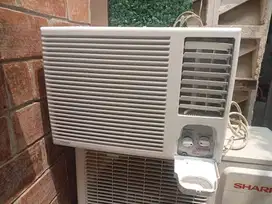 AC Window Uchida