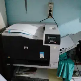 Printer HP 5225nd
