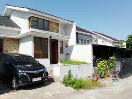 Rumah di perumahan puri asri sawangan depok