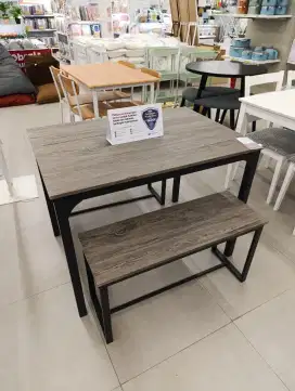 Meja makan lyman selma