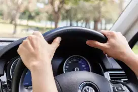 supir rumah (pria/wanita usia 35 keatas)