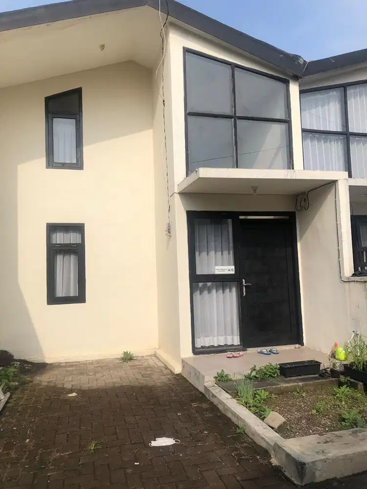 Disewakan Dikontrakkan Rumah Kota Bandung Semi Furnished