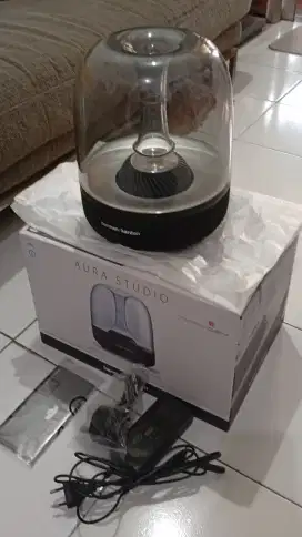 Aura Studio 1st Gen by Harman Kardon