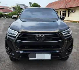 Hilux 2.4 V DC 4x4 AT 2023 (istimewa)