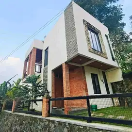 Rumah villa tawangmangu