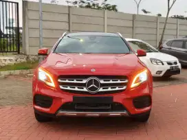 Mercedes Benz GLA 200 AMG