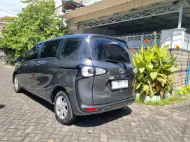 Toyota SIENTA 1.5 G Manual 2017 Grey