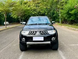 Mitsubishi Pajero Dakar Matic / AT '2012' Hitam