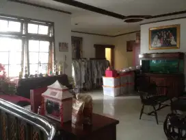 Rumah 2 lantai karangasem