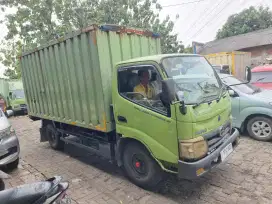 Hino dutro 110 SDL th 2013 engkel Long
