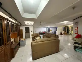 DIJUAL RUMAH MUARA KARANG LUAS 300m (fk)
