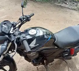 (NEGO) Di jual motor verza 2016 surat lengkap pajak hidup