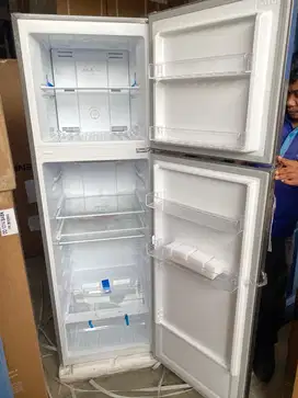 Kulkas Baru belum pernah pakai