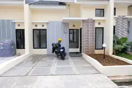 DISEWAKAN RUMAH BARU