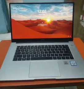 HUAWEI MATEBOOK D15 CORE I3 10110U/8GB/256GB/15,6 /Mystic Silver