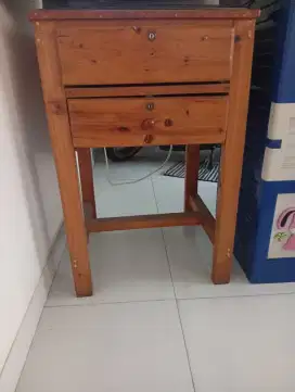 Meja TV 2 pintu