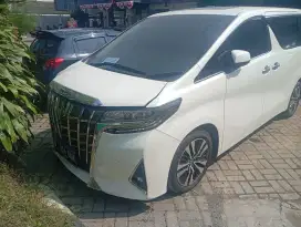 Toyota Alphard 2,5 G at mobil aman tidak bekas nabrak atau banjir