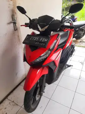 vario 125 led 2017 idling stop