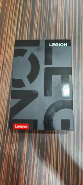 Lenovo Legion Y700 16/512 2025