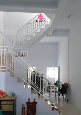 Jual Rumah 3 Lantai Siap Huni Komplek Krakatau Minimalis