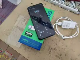 infinix Smart 9 4+4/128 gb fullsett