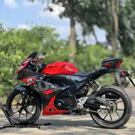 SUZUKI GSXR 150 MERAH HITAM 2022 KM 14K PAJAK PANJANG SIAP GAS