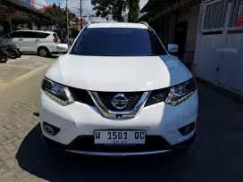 Nissan X-Trail 2,0 metic 2014 Bensin