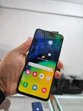 Samsung a80 8/128Gb retak sikit