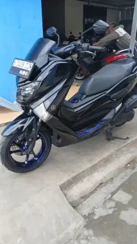 Yamha nmax th 2018 mulus pajak panjang low KM